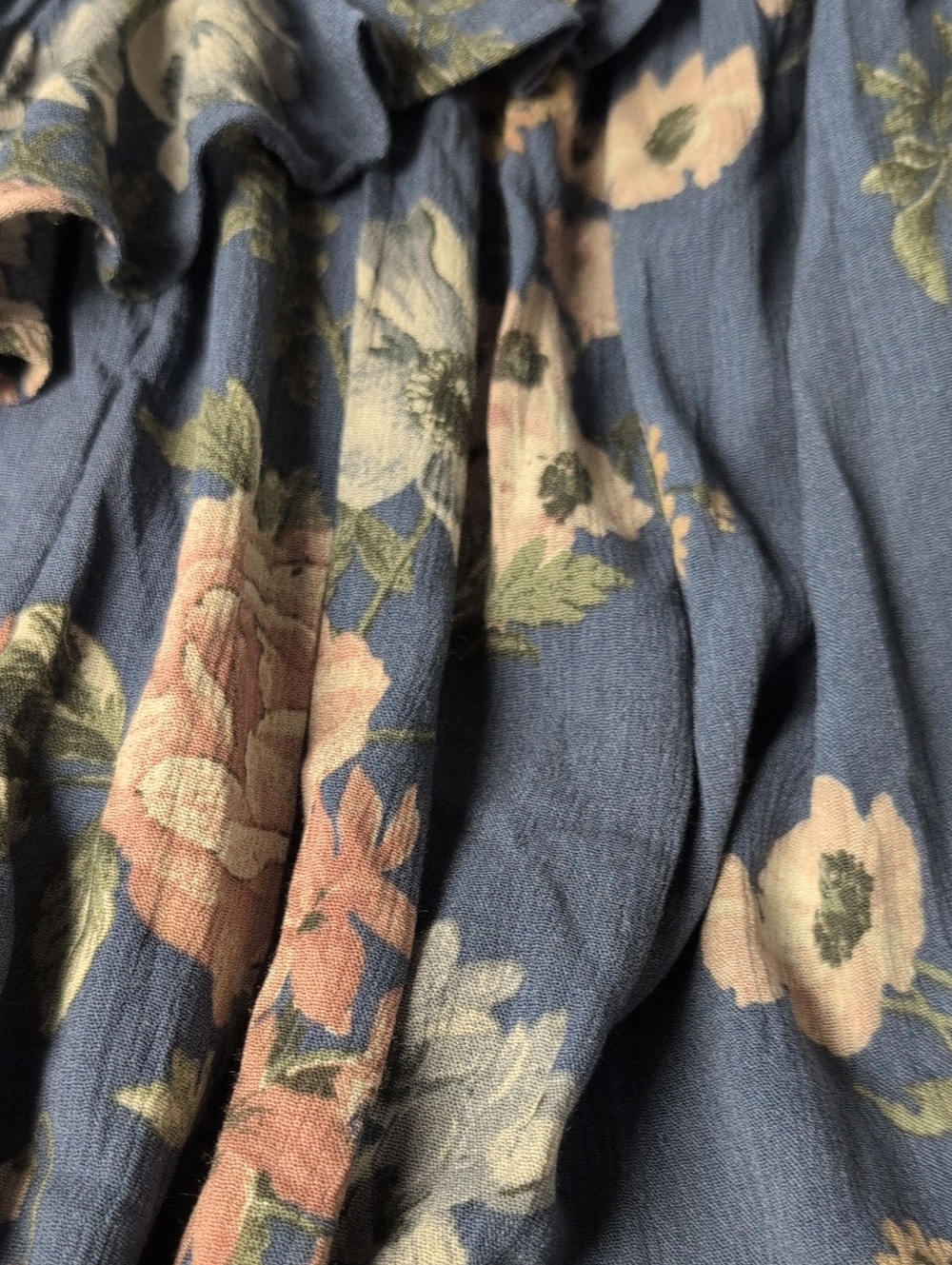 Festi Ruffle Floral Dress. - Picture 9 of 10